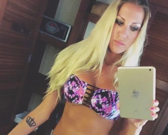 Weddings Moll – Pluribus Dominus